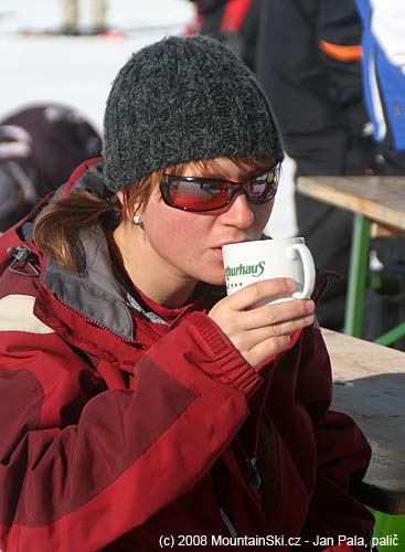 Patricie u kafe pod Hochkönigem