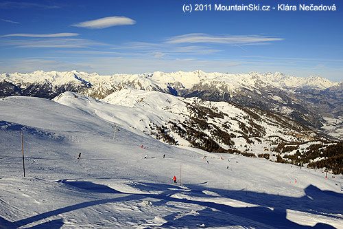 Sjezdovky nad městečkem Risoul – 1850 m