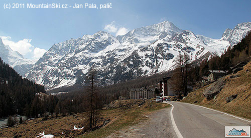 3790 m vysoký Pigne d'Arolla