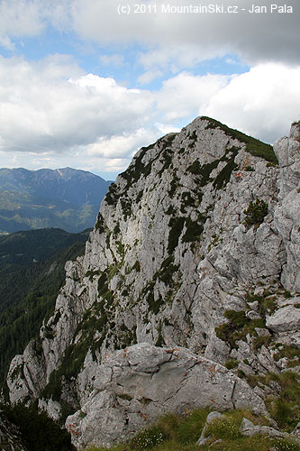 Boční vrchol Tolsta peč – 1877 m