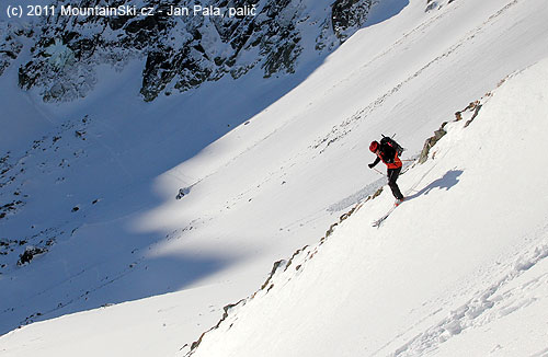 Na skialpech se dopad do telemarku nenosí