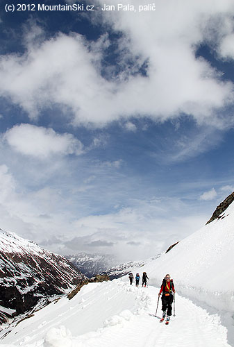 Cestou na Langtalereckhütte