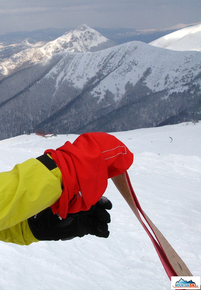 Balení pásů s G3 love glove začíná uprostřed