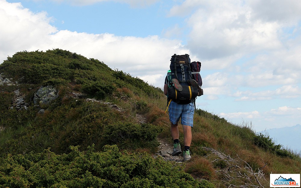 Přechod hřebene Popa Ivana Maramurešského v botech AKU Transalpina GTX 342