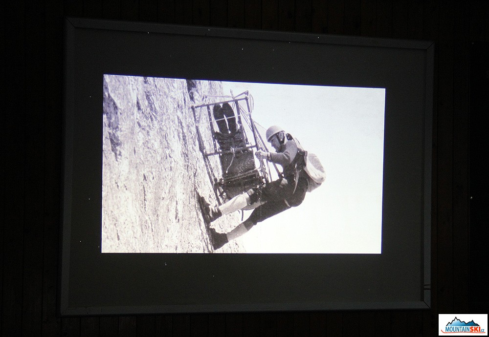 Krátký výborný film o historii letecké záchranné služby na Slovensku včetně prvního zásahu s vrtulníkem Mi-4