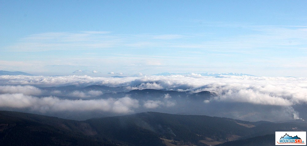 Západní a Vysoké Tatry z Lysé hory