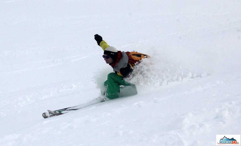 Skier: palič, styl motýl, lokalita: Livigno