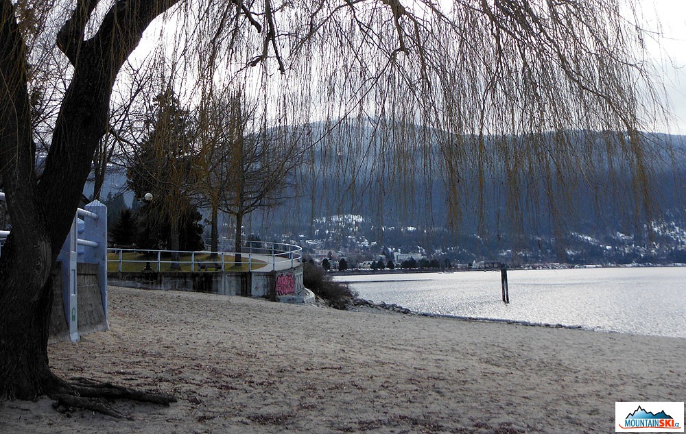 Dry spell , downtown Nelson, BC