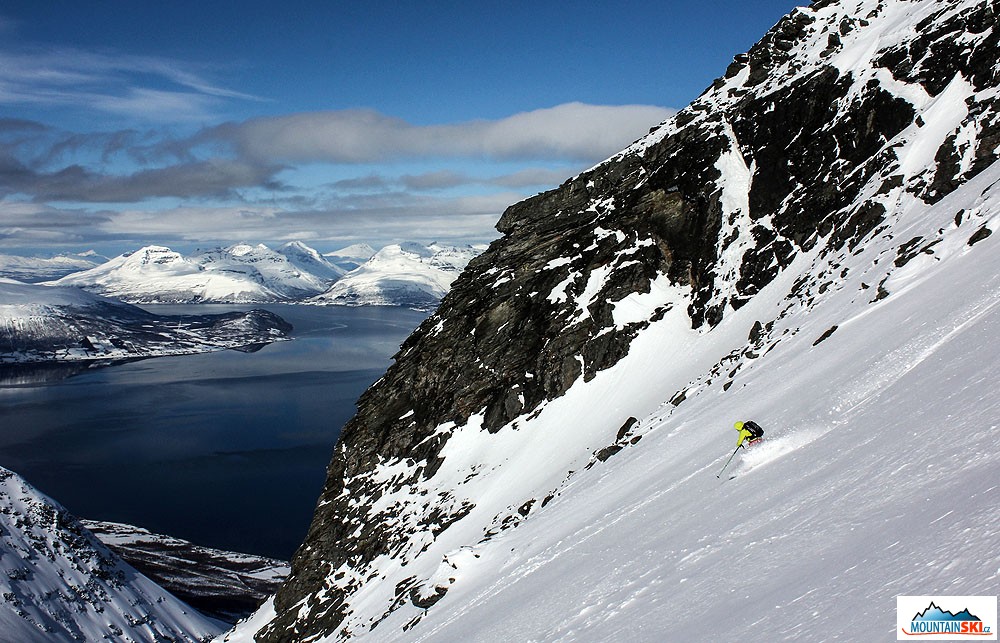 Zjazd z Russetind – highly recommended