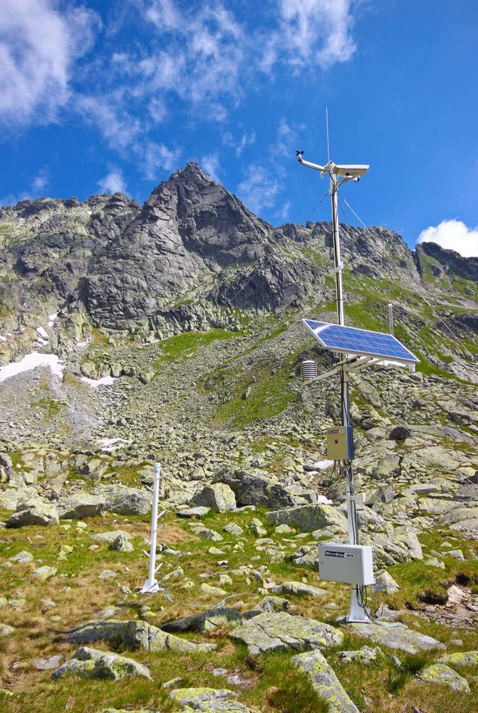 Náš celoroční velký pomocník: meteo.hzs.sk Děkujeme moc: HZS.sk