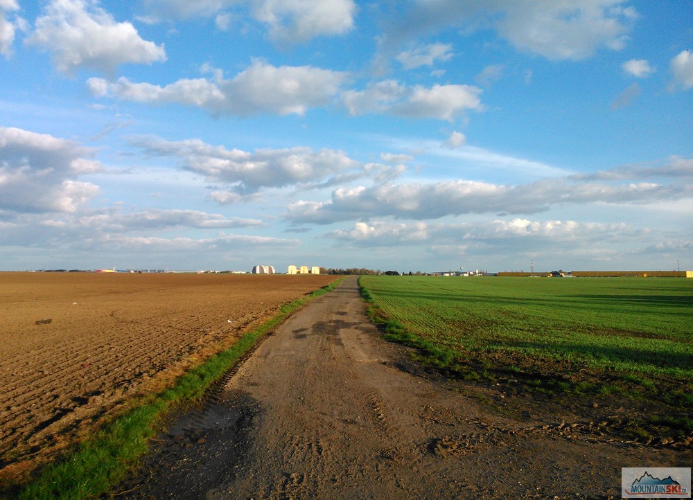 Už se to blíží – shluk budov zvaný Astra park…