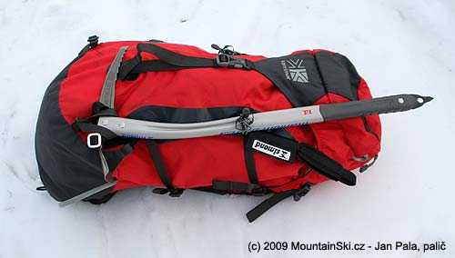 Cepín Simond Titanium 820 MXC Ti na batohu Karrimor