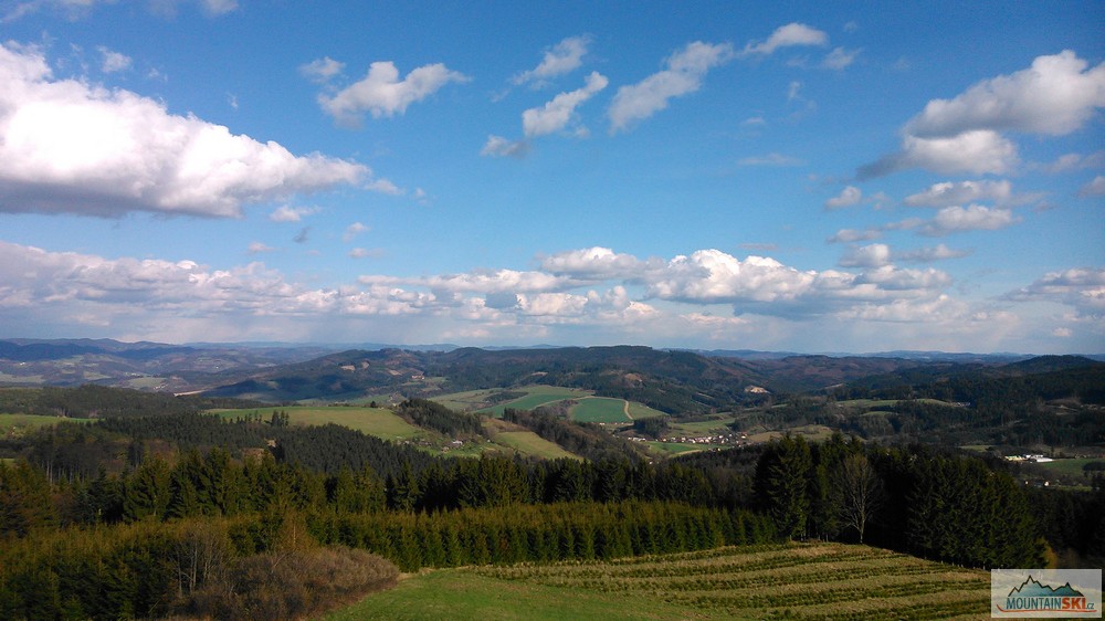 Z Marušky směrem na Hošťálkovou