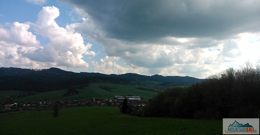 Střelná z druhé strany – od zvonice