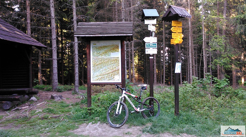 Ptáčnice – hustota turistických cedulí je tady vysoká