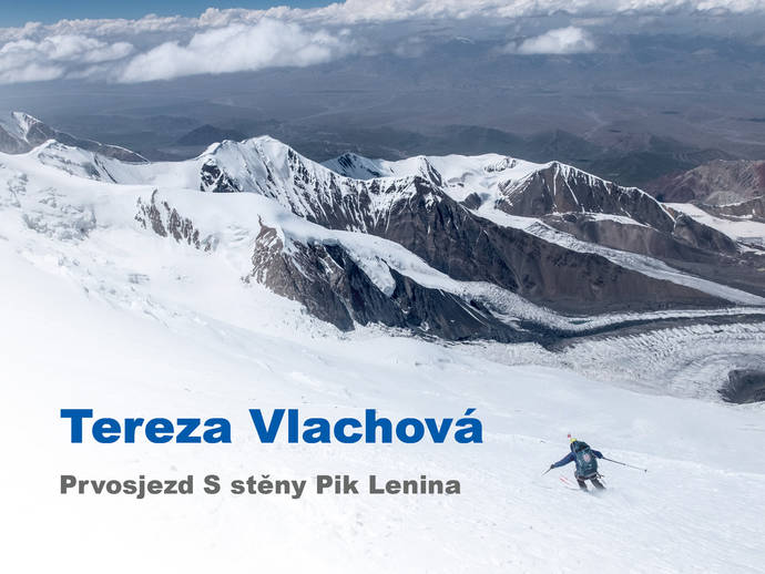 Tereza Vlachová při sjezdu severní stěnou Piku Lenina