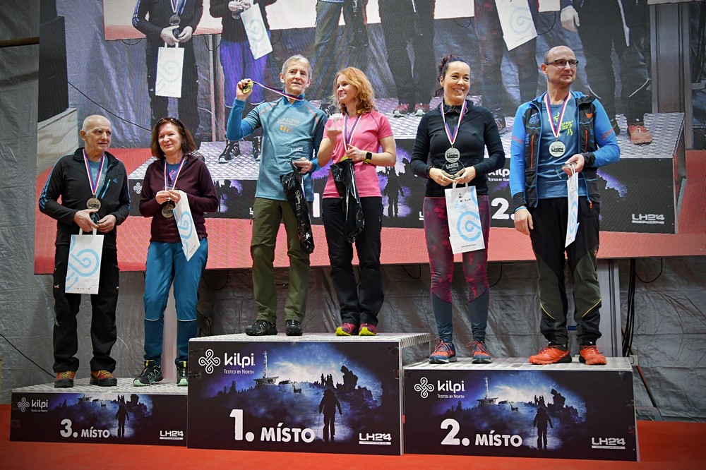 Druhé místo ve smíšených dvojicích nad 50 let je naše