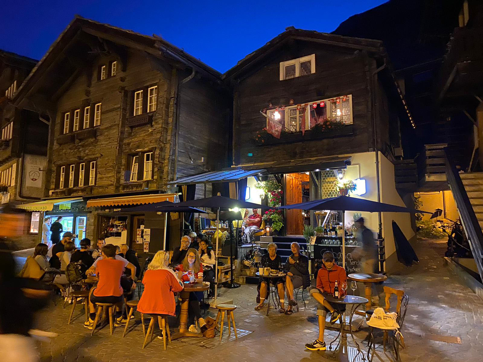 Večerní Zermatt