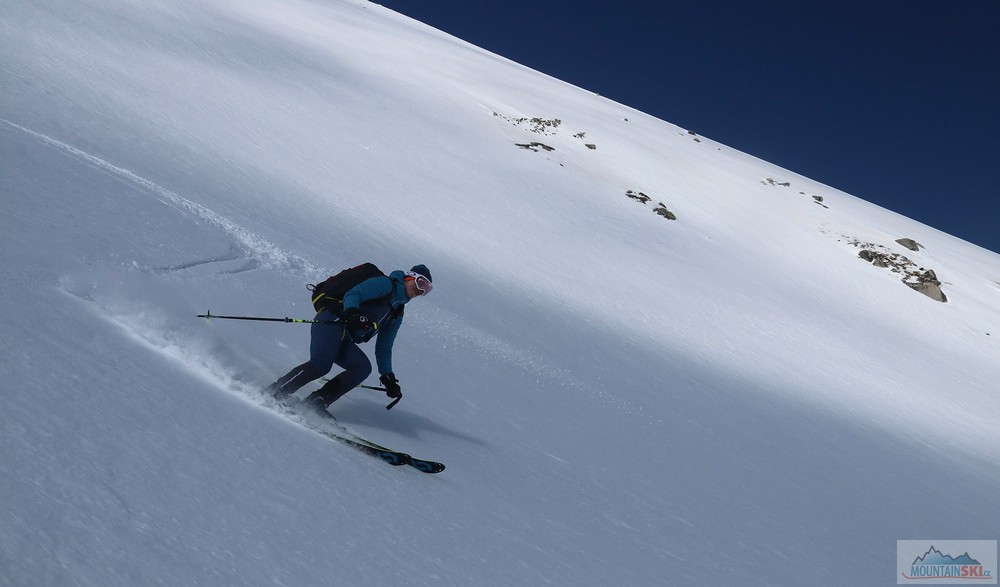 Střední část svahu z Hvoinati (2632 m)