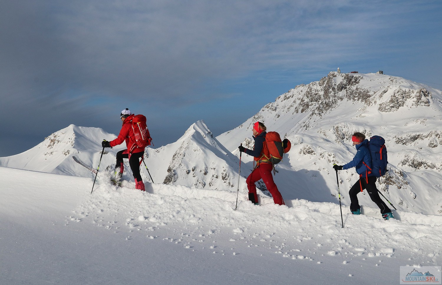 Pokračujeme ze Strelapass k předvrcholu Stre­ly
