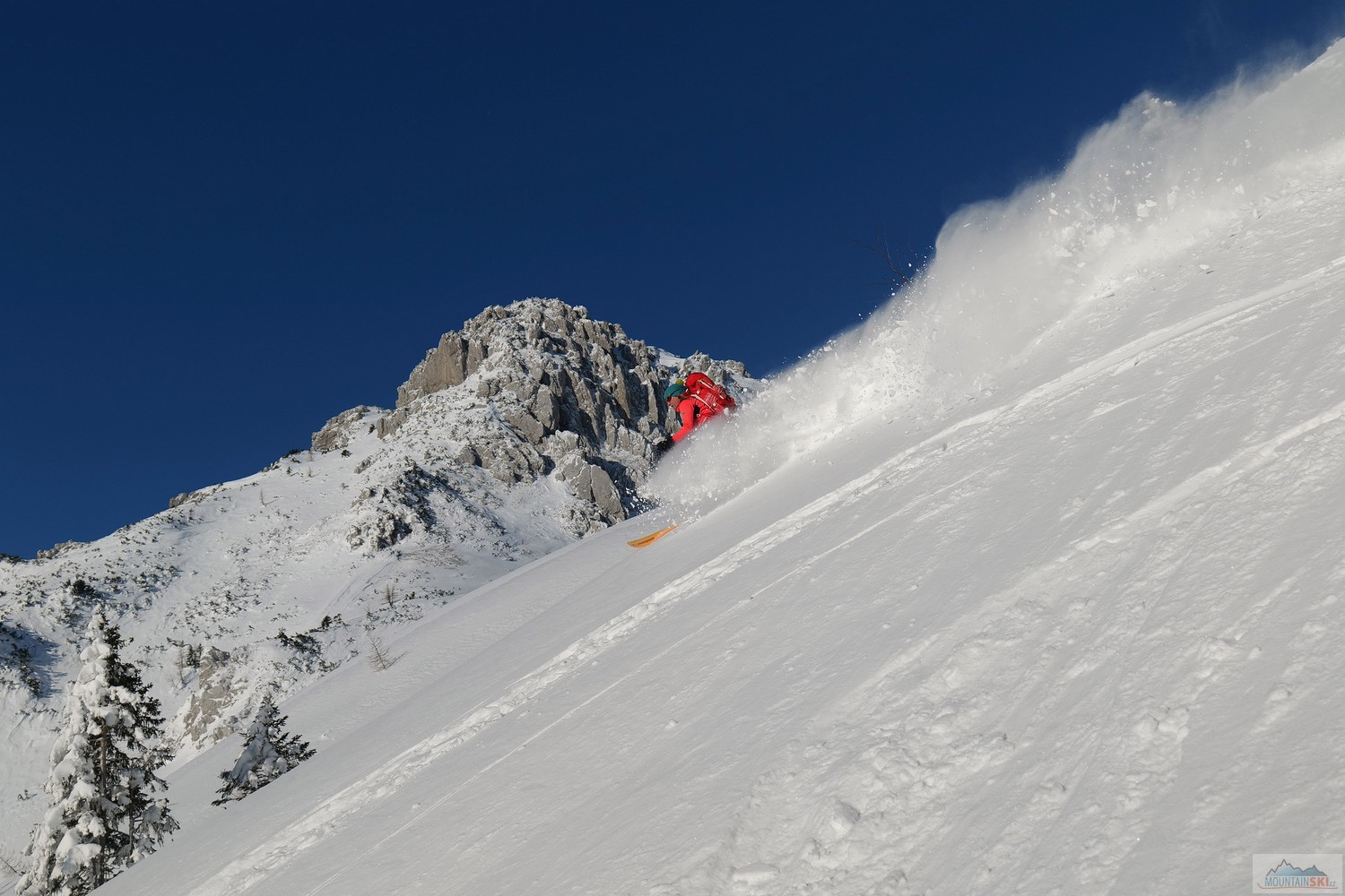 Prašanový skialp ve slovinských Karavankách v lednu 2023